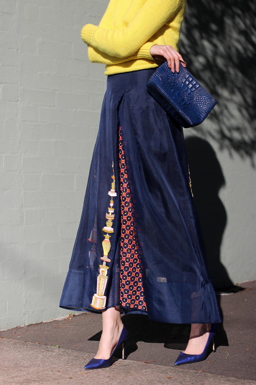 CHLOE-CHILL-FASHION-BLOG-Easton-Pearson-embellished-maxi-skirt-