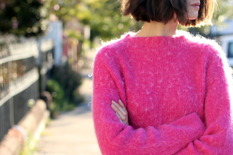 CHLOE-CHILL-SYDNEY-FASHION-BLOG-Sass-and-BIde-pink-fluffy-sweater