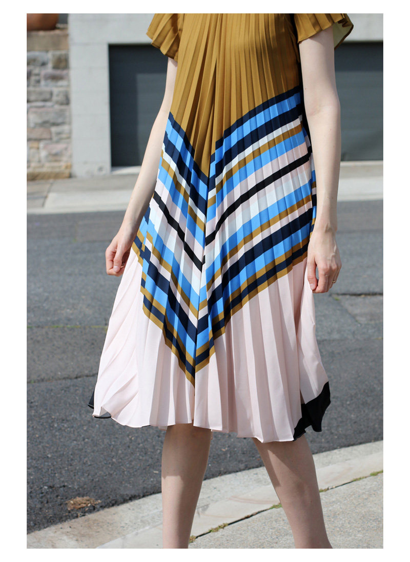 CHLOE CHILL BLOG Zimmermann-blue-and-brown-striped-pleated-shift-dress