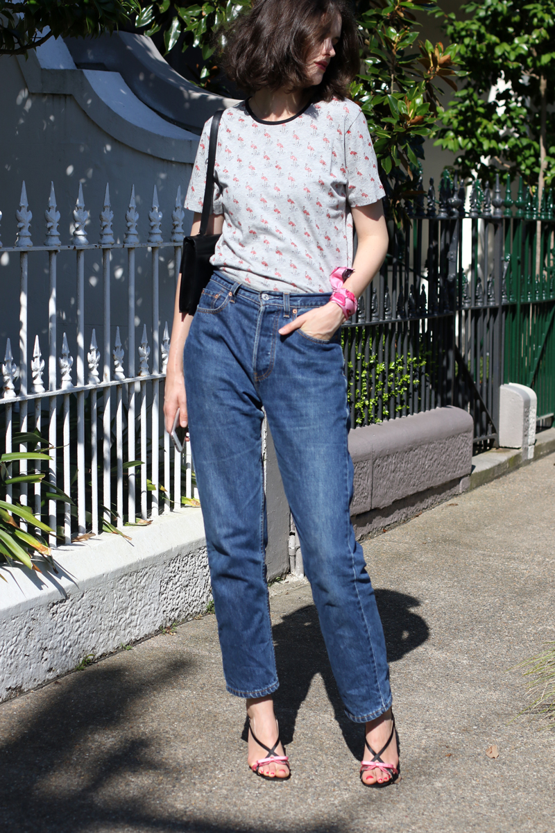 Sydney-blogger-and-stylist-Chloe-Hill-in-Easton-Pearson-famingo-print-tshirt,-vintage-Levis-jeans-and-Anna-Coroneo-scarf