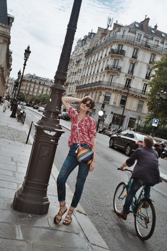 Chloe Hill Paris Double Rainbouu shirt, Zoe Karssen jeans, Deadly Ponies bag 02